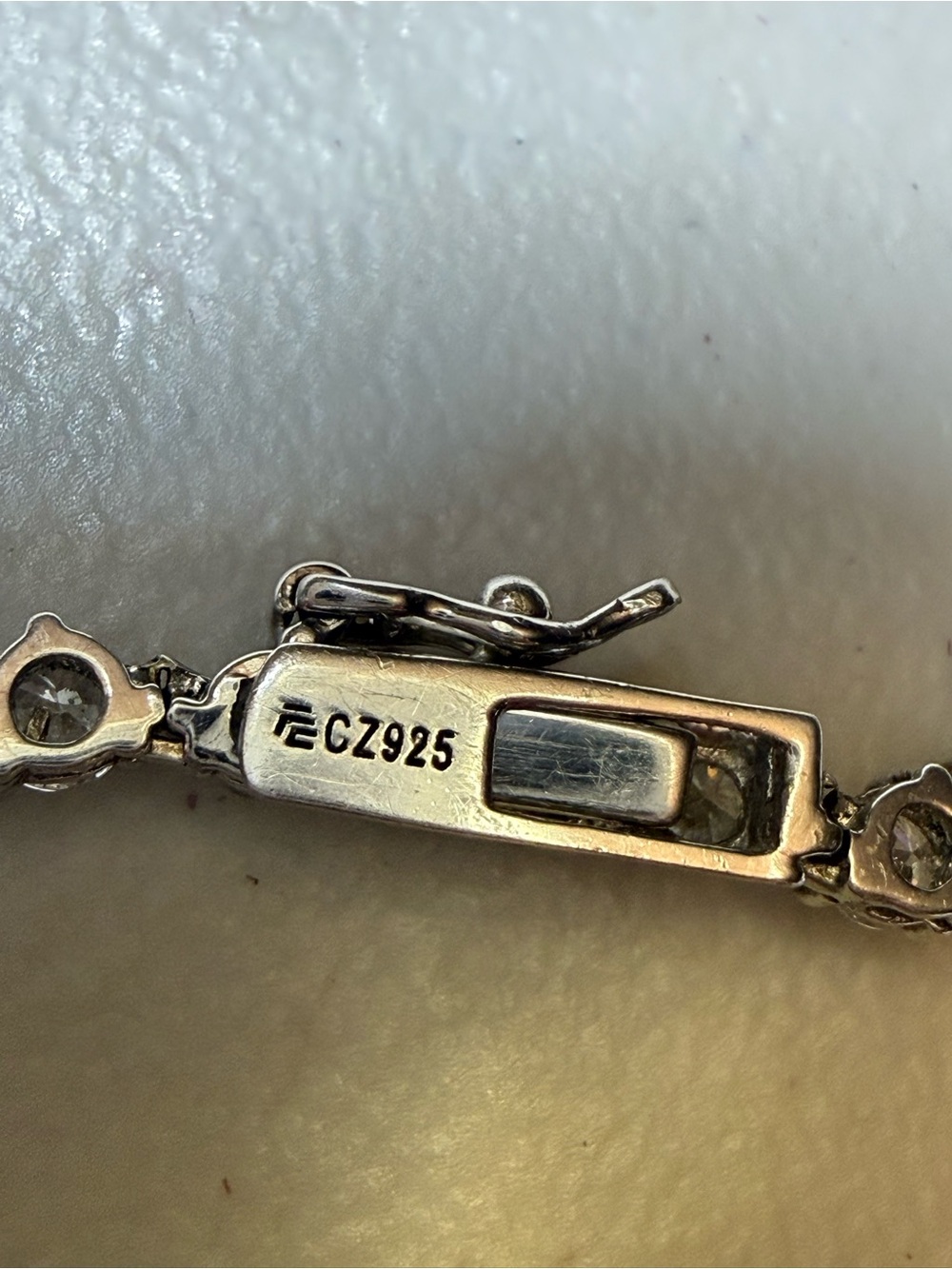 Sterling Silver 925 ILU Graduated Cubic Zirconia Tennis Necklace - Picture 3 of 6